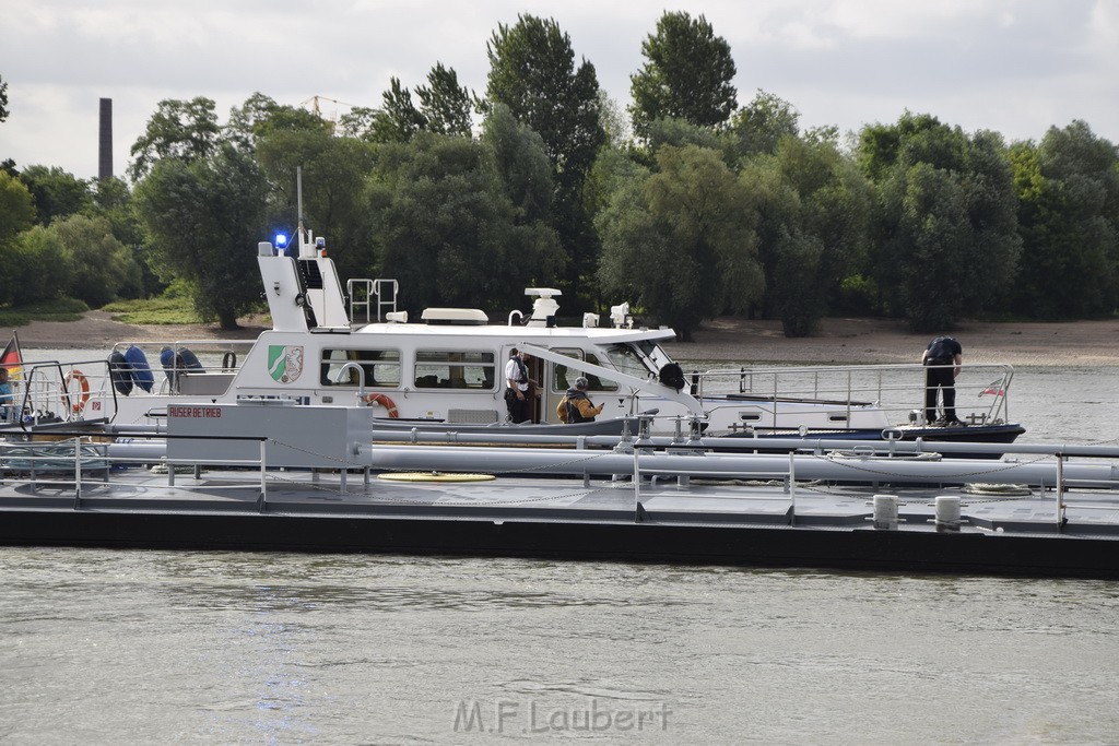 Schiff 1 Koeln in Hoehe der Koelner Zoobruecke P288.JPG - Miklos Laubert